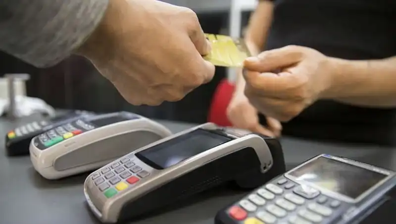 Kartlı Harcamalarda Aylık Gizli Artışlar: Tüketiciler Dikkat!
