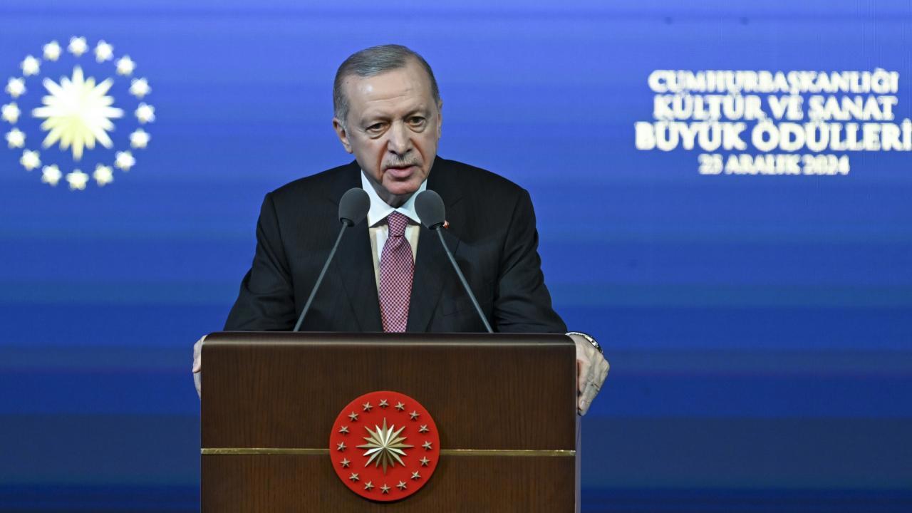 Cumhurbaşkanı Erdoğan Kültür ve Sanat Alanındaki Destekleri Sürdürecek