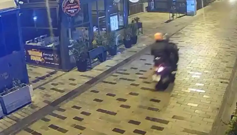 Gece Kulübünde Haraç Saldırısı: Silahların Konuştuğu Gece