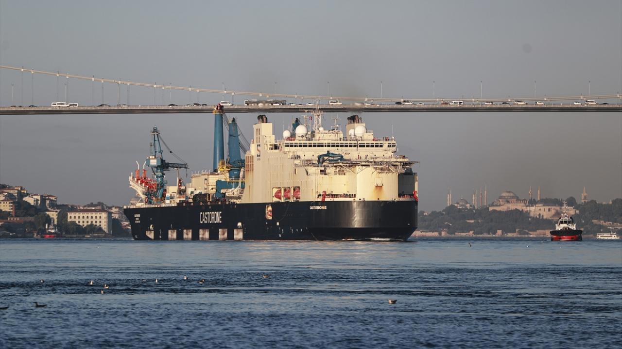İstanbul Boğazı'nda Gemilere Geçiş Yasağı!