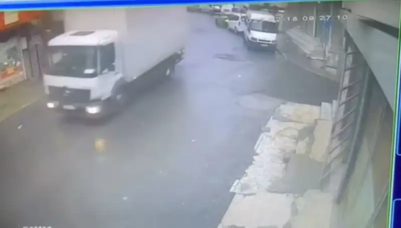 Sahte Polislerin 1,7 Milyon Liralık Gaspı: Şaka İddiası ile Yakaladılar