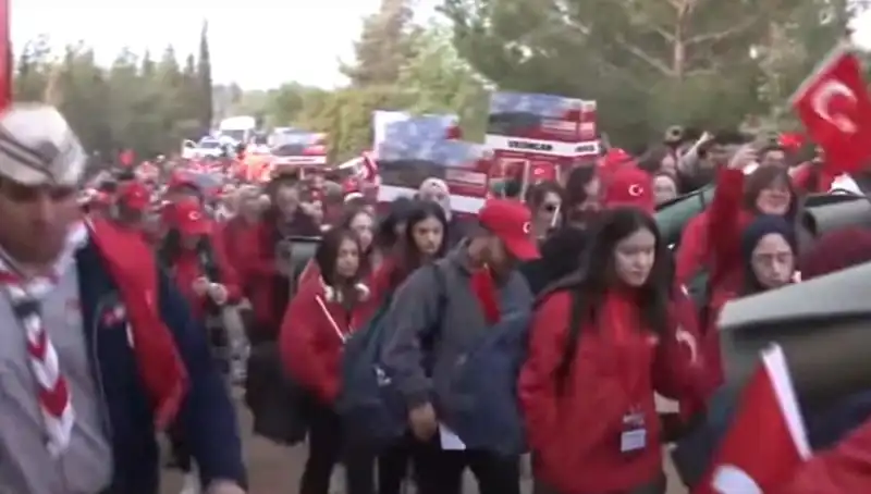 Çanakkale Zaferi’nin 110. Yılı: 57. Alay Vefa Yürüyüşü Coşkuyla Başladı
