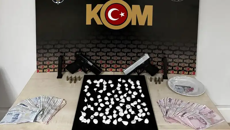 Çeşme'de Silahlı Saldırı Şoku: Olayla İlgili 3 Gözaltı