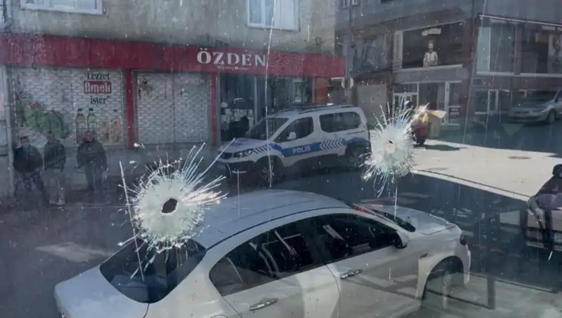 Bursa'da Kıraathane Kurşunlanması: Olayın Arkasındaki Sır Perdesi