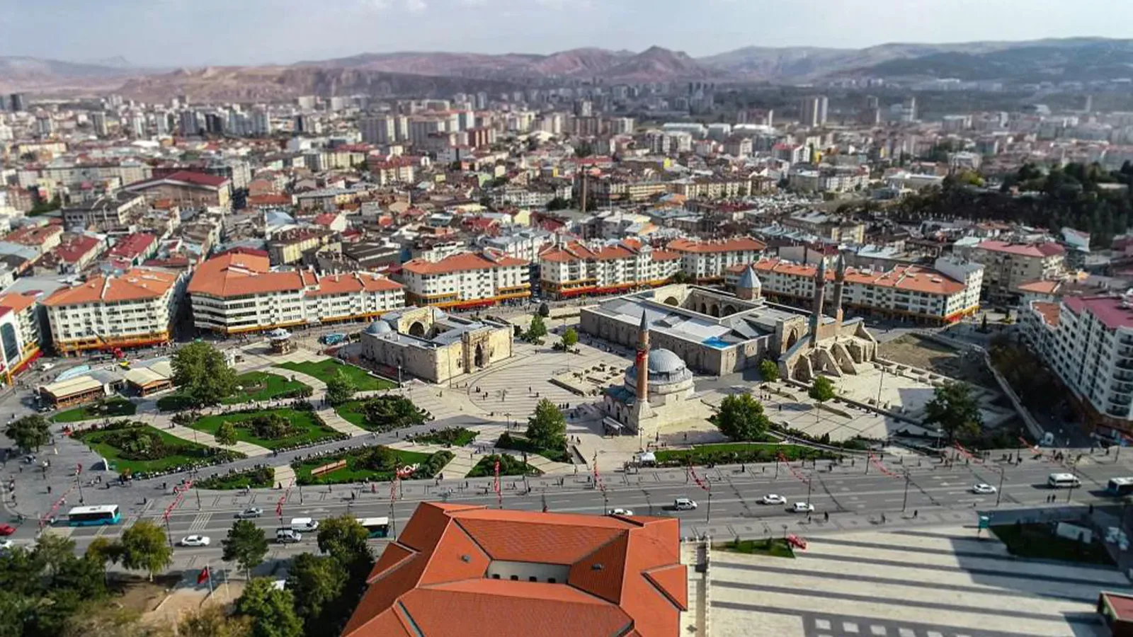 Sivas, Kayseri ve Yozgat’ta Yoksul Sayısı Arttı: Sosyal Yardım Talebi Yükselişte