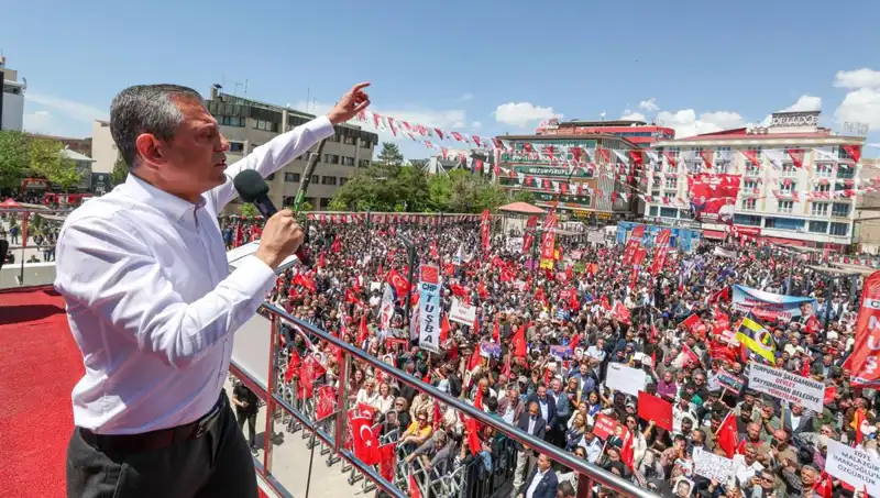 Özgür Özel'den Çarpıcı Açıklama: Örgütün Silah Bırakma Çağrısına Destek