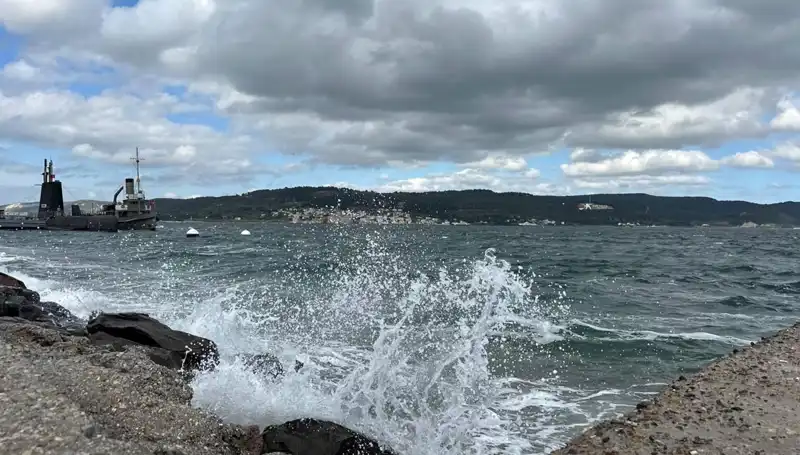 Beykoz’da Yaz Eğlencesine Darbe: Denize Girmek Yasaklandı!