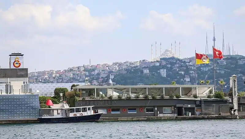 2. Abdülhamid'in Mirasçıları Galatasaray Adası İçin 15 Yıl Sonra Mahkemeye Başvurdu