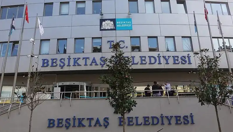 Beşiktaş Belediyesi'nde Gözaltılar: Başkan Yardımcısı ve Dört Diğer Şahıs Tutuklandı