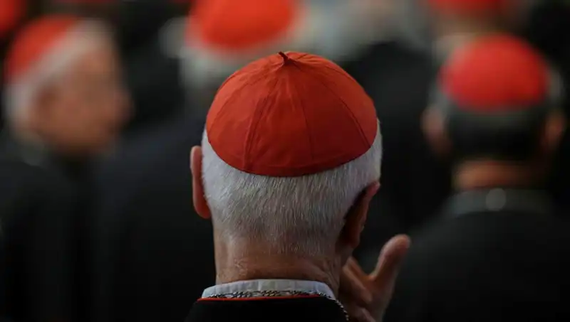 Yeni Papa Seçimi İçin Konklav Tarihi Açıklandı: Kırılma Noktası