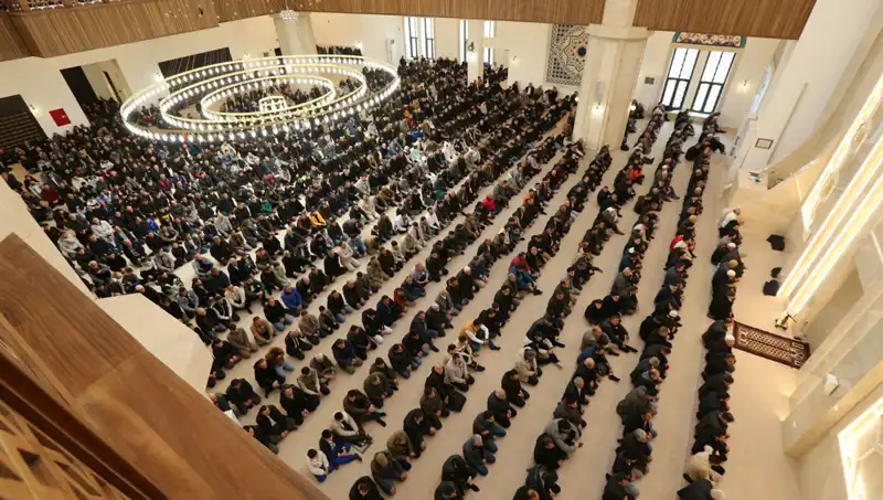 Cuma Namazı 4 Nisan 2025: Şehir Şehir Cami Saatleri Belli Oldu