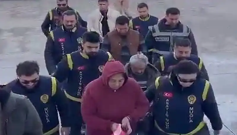 7 Yıl Sonra Ortaya Çıkan Korkunç Gerçek: Bebek ve Çikolata Poşeti İle İlgili Şok Detaylar