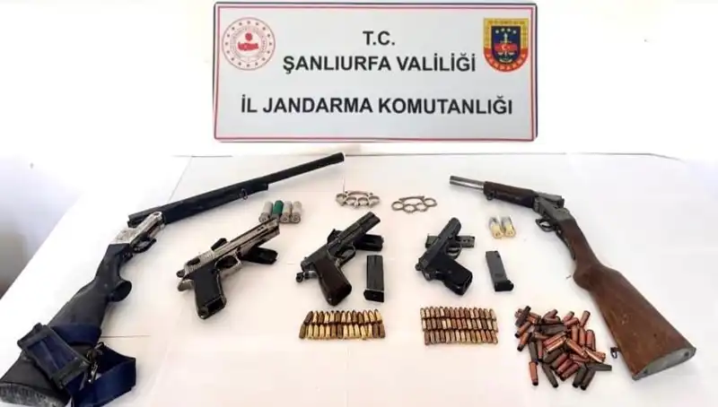 Şanlıurfa'da Ruhsatsız Silah Operasyonu: Çarpıcı Gelişmeler ve Tutuklamalar