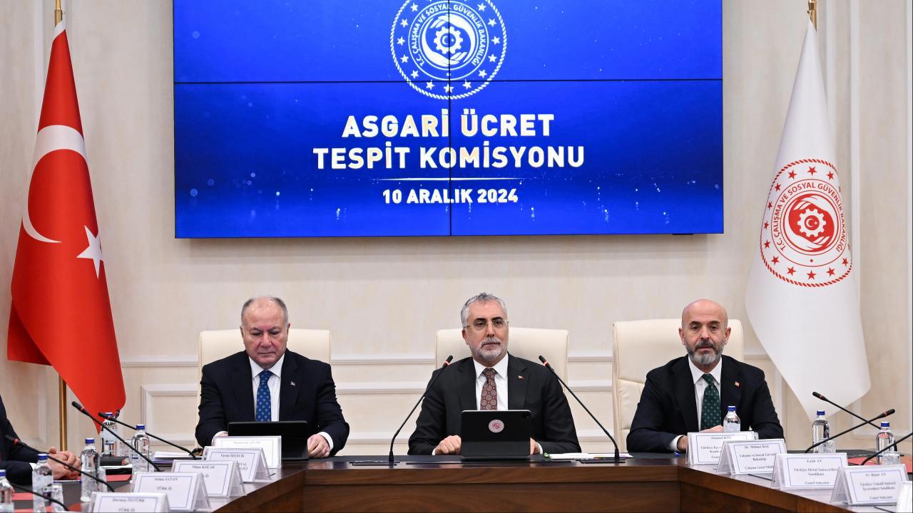 Asgari ücret yıllık artışı için komisyon toplanıyor