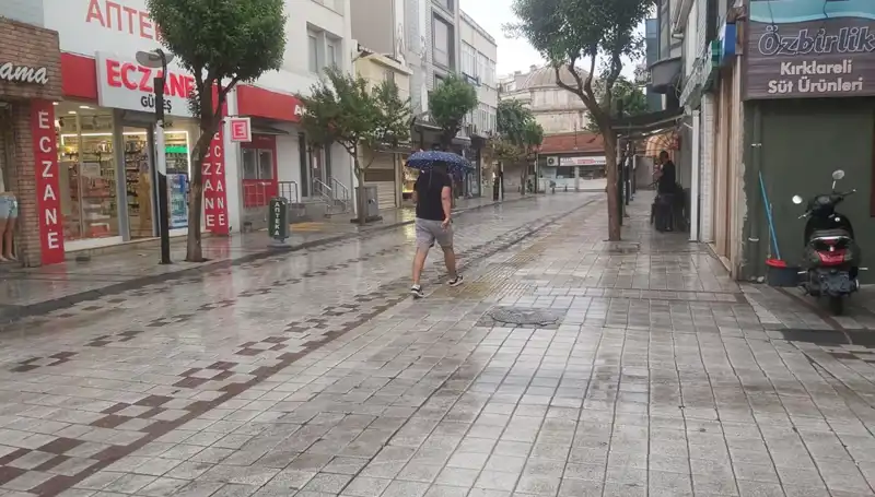 Kırklareli’yi Vuran Sağanak Yağışlar: Hayat Durma Noktasına Geldi