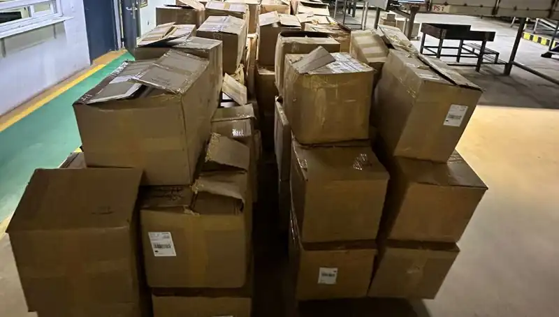 Kargo Şirketinin Deposunda Şok Edici Kaçak Tütün Yakalandı!