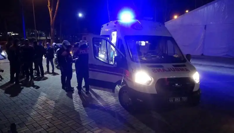 : Parkta Silahlı Kavga! İki Grup Arasındaki Çatışmanın Sebebi Ne?