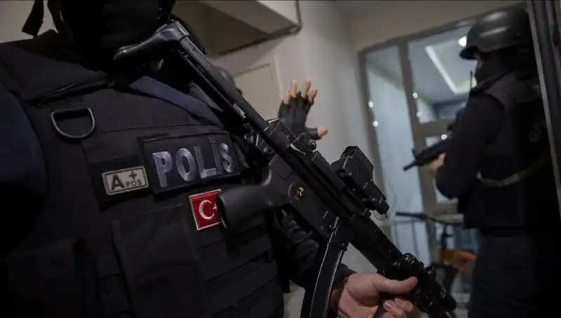 Türkiye Çapında DAEŞ Operasyonları: 89 Şüpheli Gözaltına Alındı