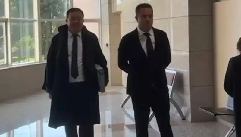 Acun Ilıcalı, Yasa Dışı Bahis Reklamı İddiasıyla Mahkeme Karşısında: İşte Gelişmeler!