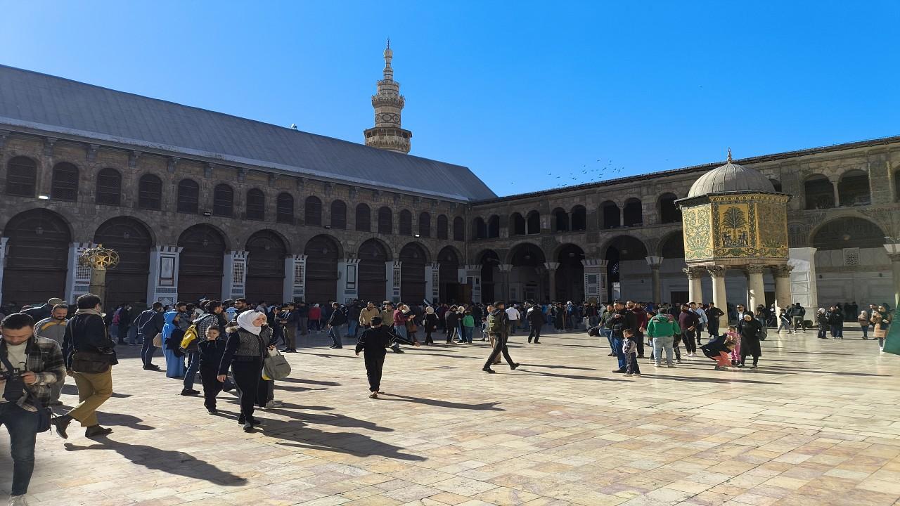 Emevi Camii İmamı: Erdoğan'ın Yardım Eli İçin Şükranlarımızı Sunuyoruz