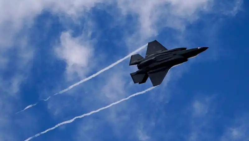 Türkiye ile ABD'nin F-35 Gerilimi: Atina'da Tedirginlik Artıyor